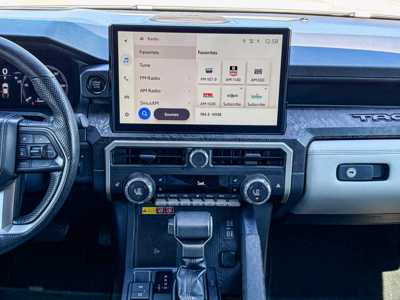 Used 2024 Toyota Tacoma Limited w/ Limited Package (LT) AWD/4WD image 12