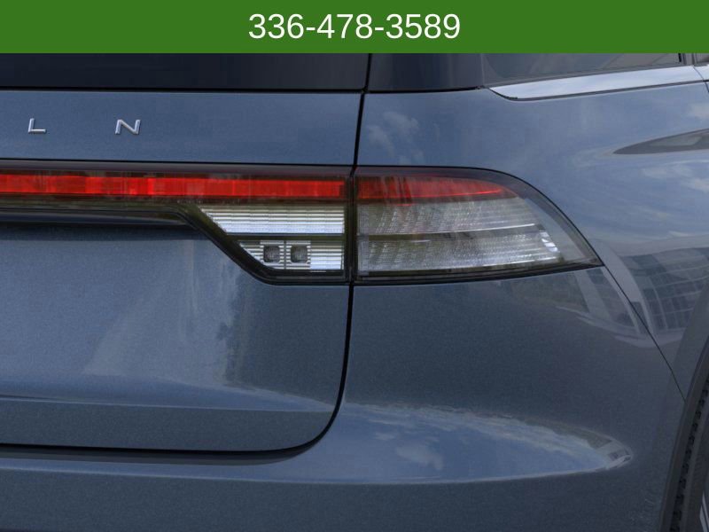 New 2026 Lincoln Aviator 2WD image 21