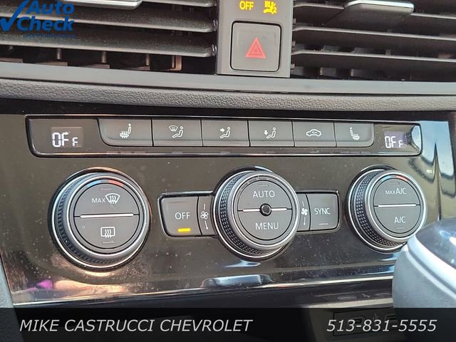 Used 2024 Volkswagen Jetta SE FWD image 17