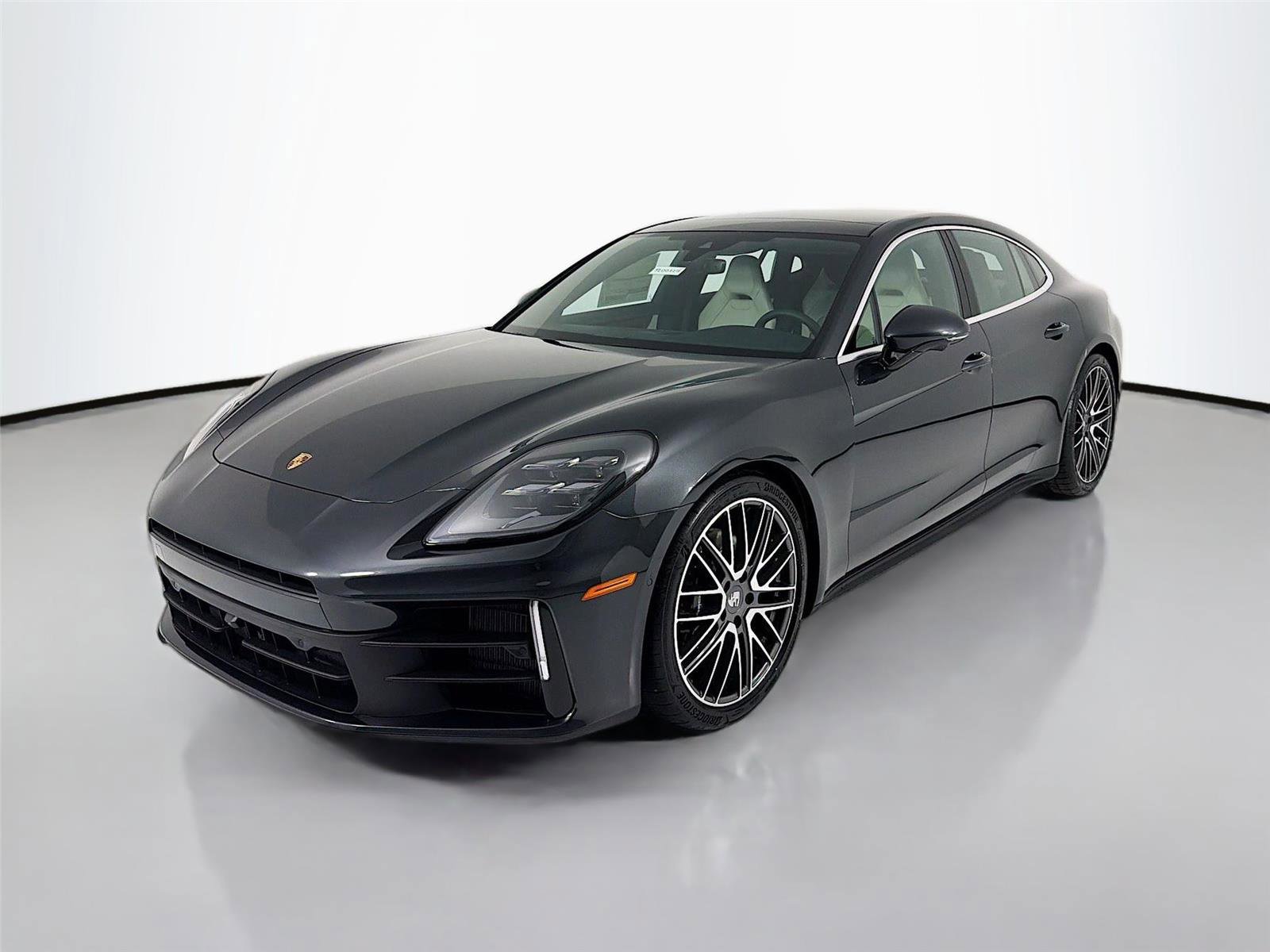 New 2026 Porsche Panamera 4 image 1