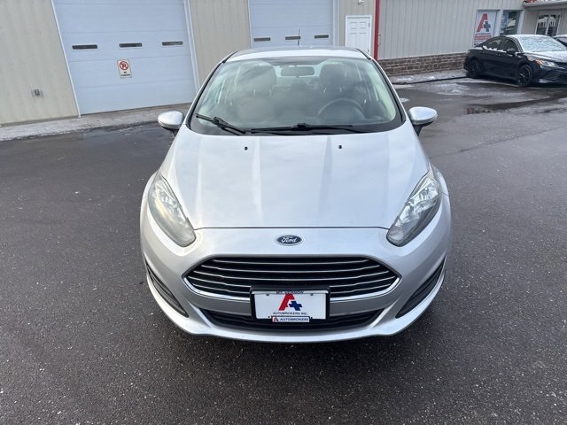 Used 2016 Ford Fiesta SE w/ Cold Weather Package image 9