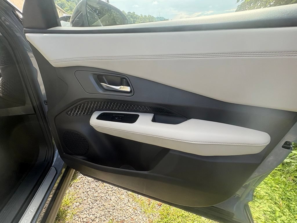 Used 2024 Nissan Ariya FWD image 30