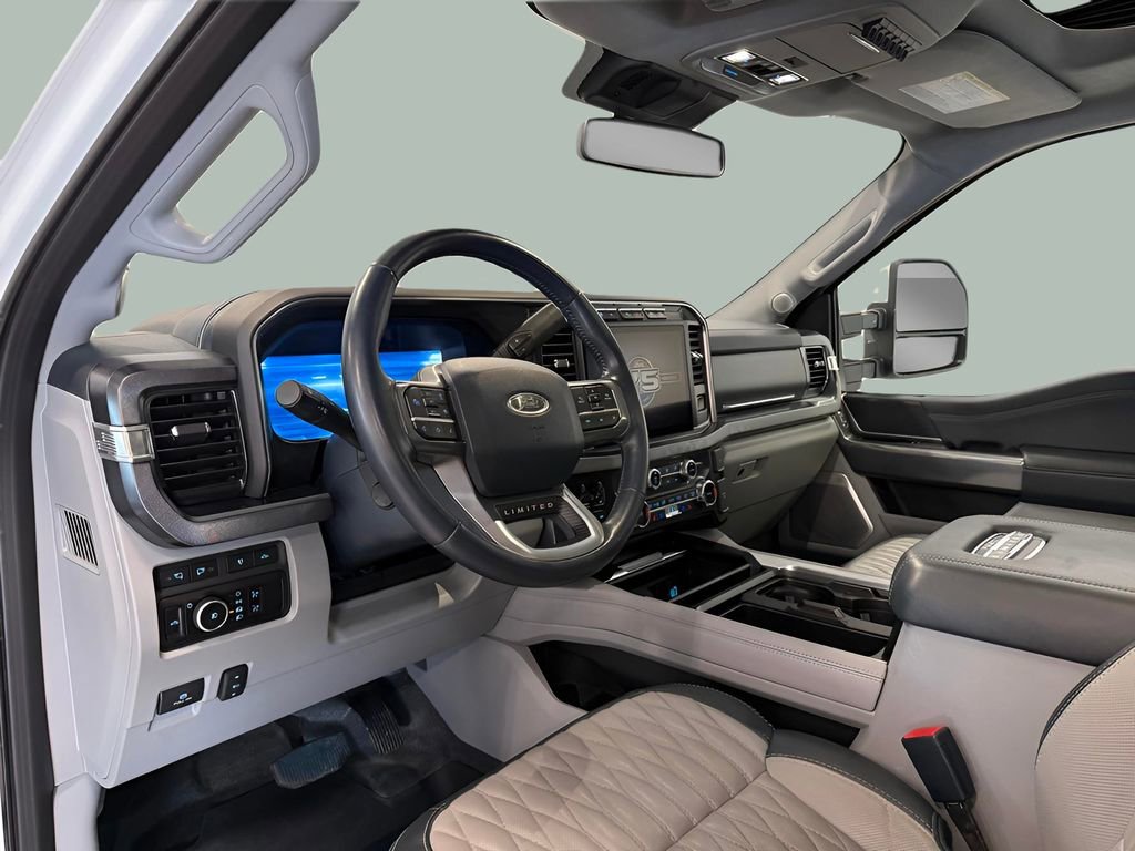 Used 2023 Ford F350 Limited w/ FX4 Off-Road Package image 27