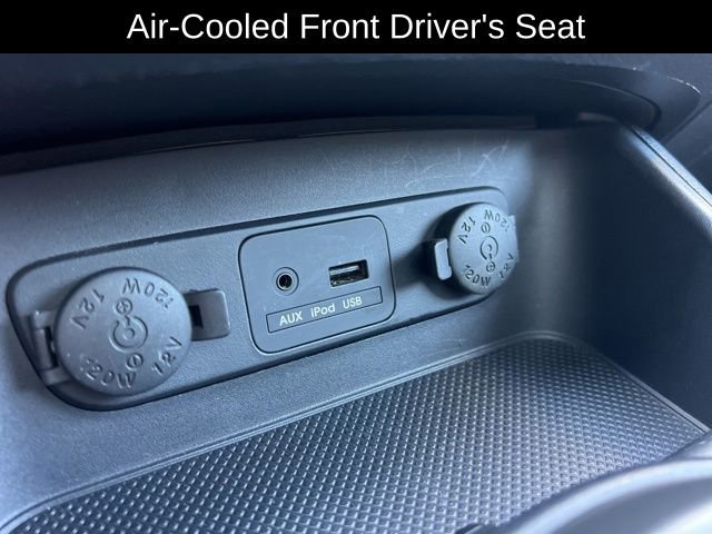 Used 2011 Kia Sportage SX w/ Premium Pkg w/Leather Seats image 20