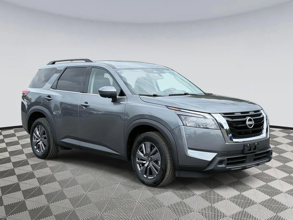 Used 2025 Nissan Pathfinder SV
