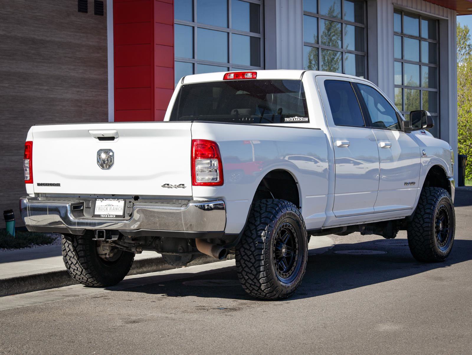Used 2022 RAM 2500 Big Horn w/ Cold Weather Group AWD/4WD image 3
