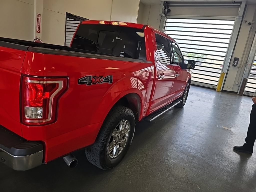 Used 2015 Ford F150 XLT w/ Equipment Group 302A Luxury AWD/4WD image 4