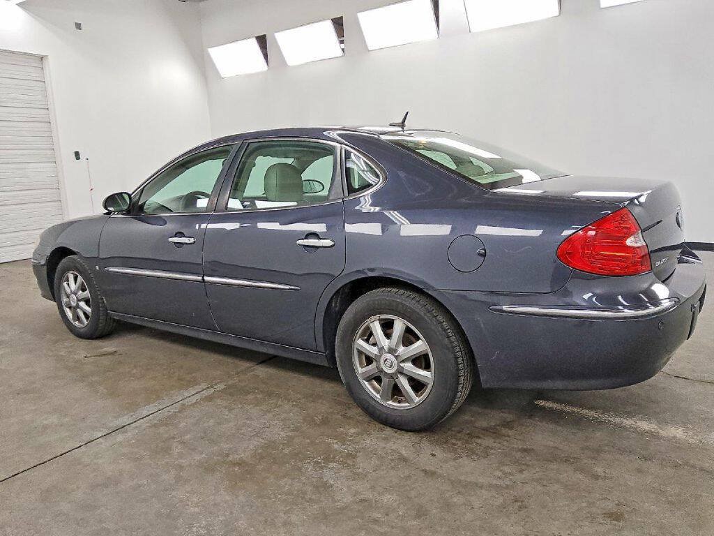 Used 2008 Buick LaCrosse CXL w/ Driver Confidence Package FWD image 4