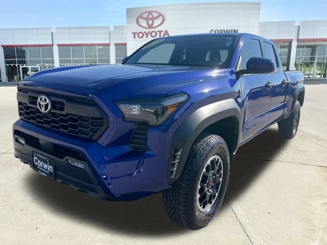 Used 2024 Toyota Tacoma TRD Off-Road AWD/4WD image 7