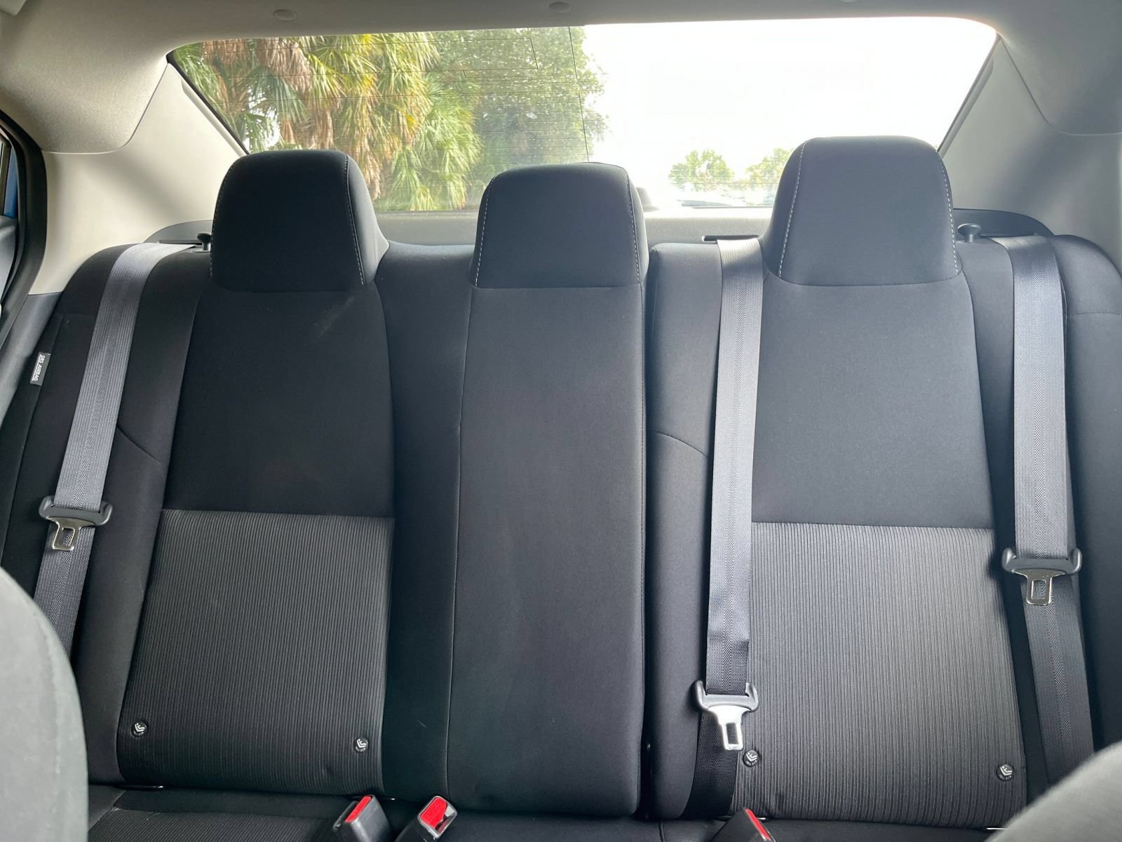 Used 2025 Nissan Sentra SV FWD image 35