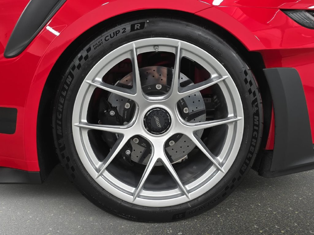 Certified 2024 Porsche 911 GT3 RS w/ Weissach Package RWD image 28