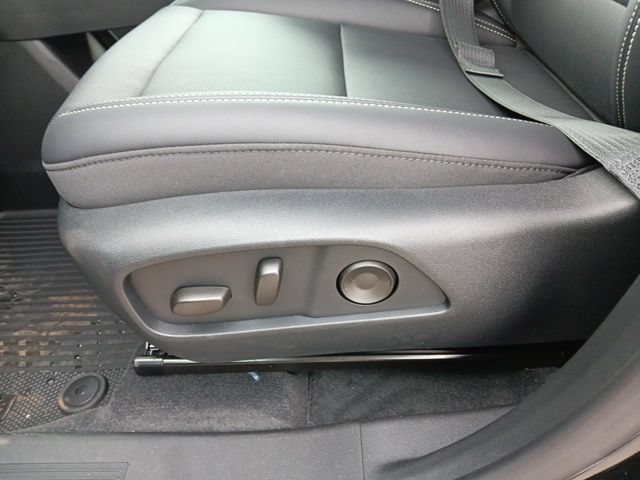 New 2026 GMC Terrain Elevation w/ Elevation Premium Package AWD/4WD image 18