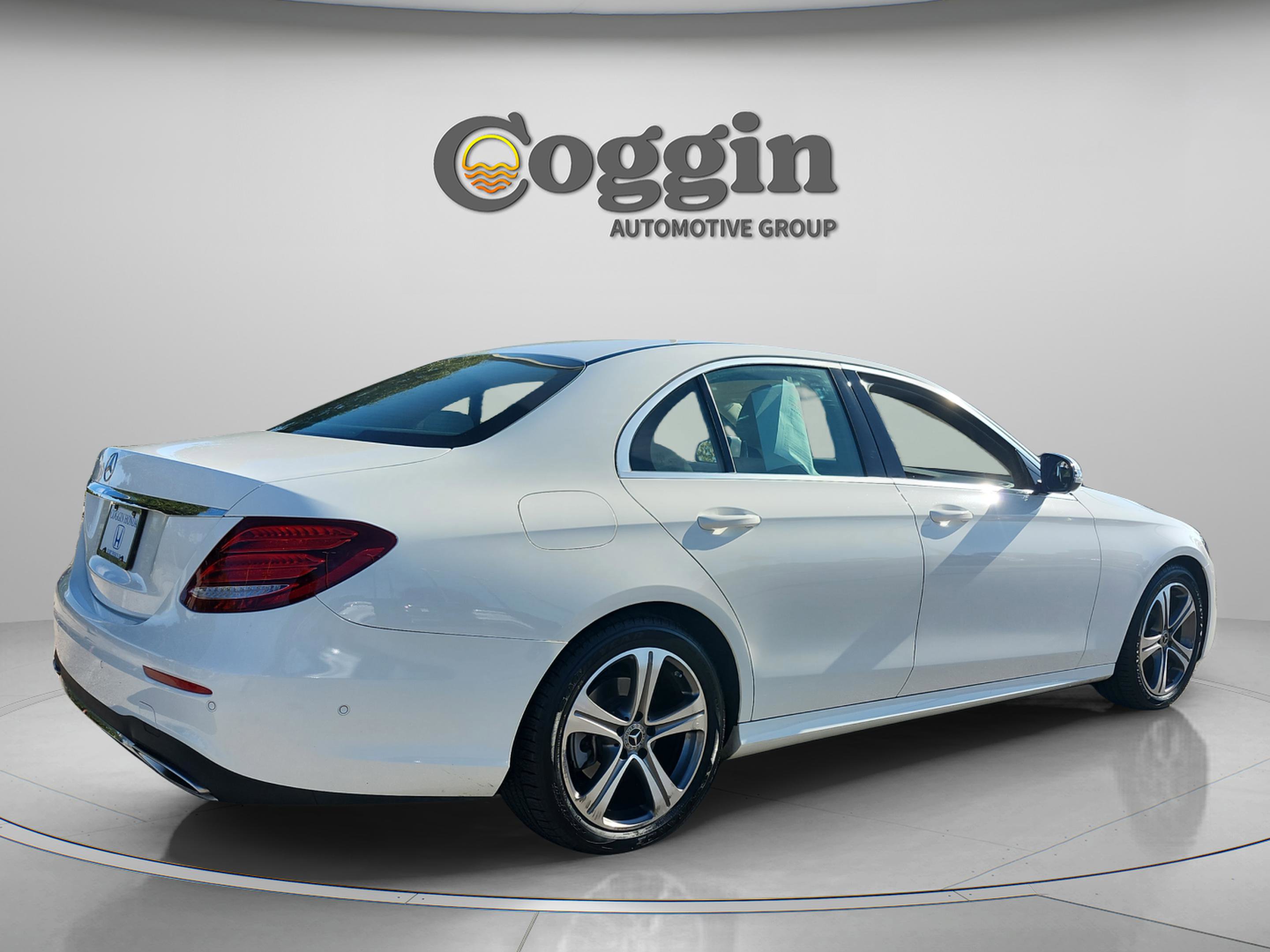 Used 2018 Mercedes-Benz E 300 image 6