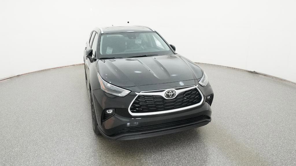 New 2026 Toyota Highlander XLE image 17