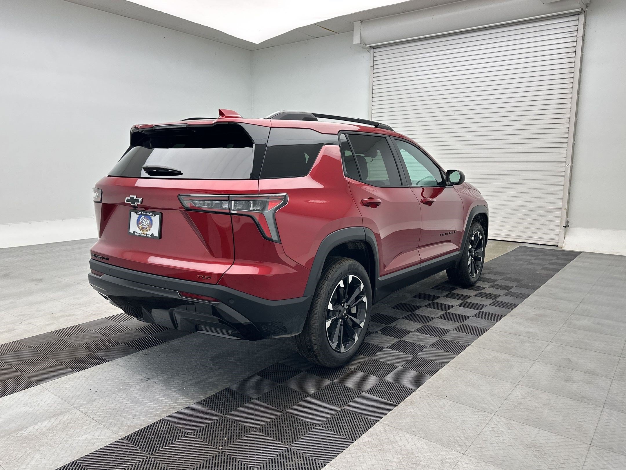 New 2027 Chevrolet Equinox RS w/ LPO, Floor Liner Package AWD/4WD image 9