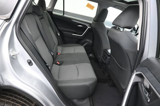 Used 2019 Toyota RAV4 XLE w/ All Weather Liner Package AWD/4WD image 7