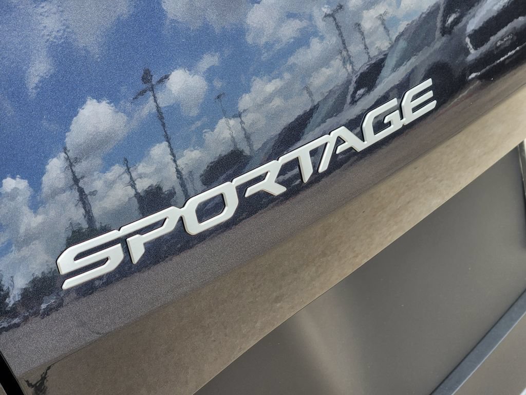 New 2026 Kia Sportage EX w/ EX Panorama Roof Package FWD image 8