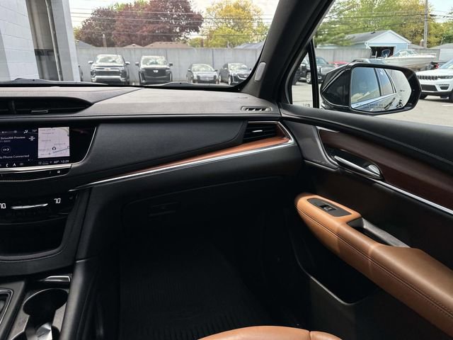 Certified 2023 Cadillac XT5 Premium Luxury AWD/4WD image 33
