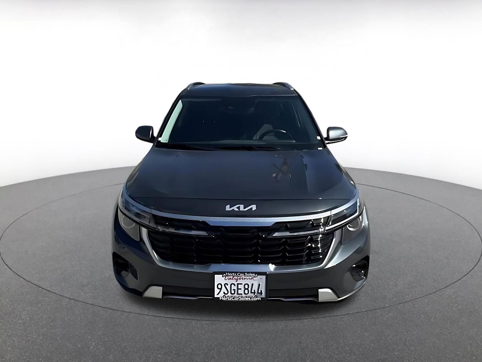 Used 2025 Kia Seltos S image 4