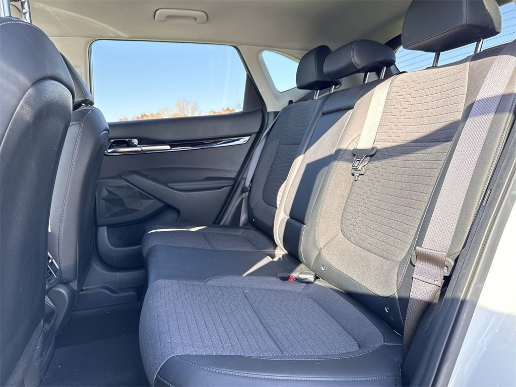 Used 2023 Kia Seltos S w/ Navigation Package image 24