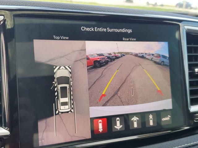 Used 2023 Chrysler Pacifica Limited w/ Trailer Tow Group AWD/4WD image 21