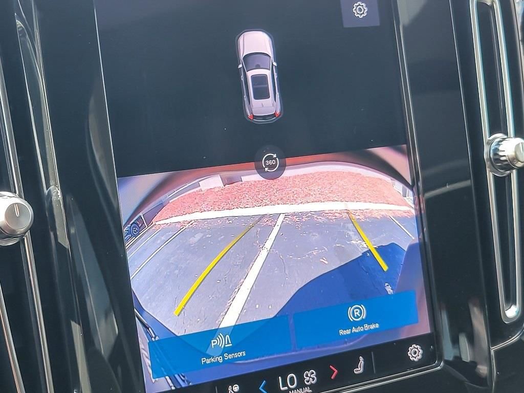 Used 2023 Volvo XC40 Recharge Ultimate w/ Protection Package Premier image 15