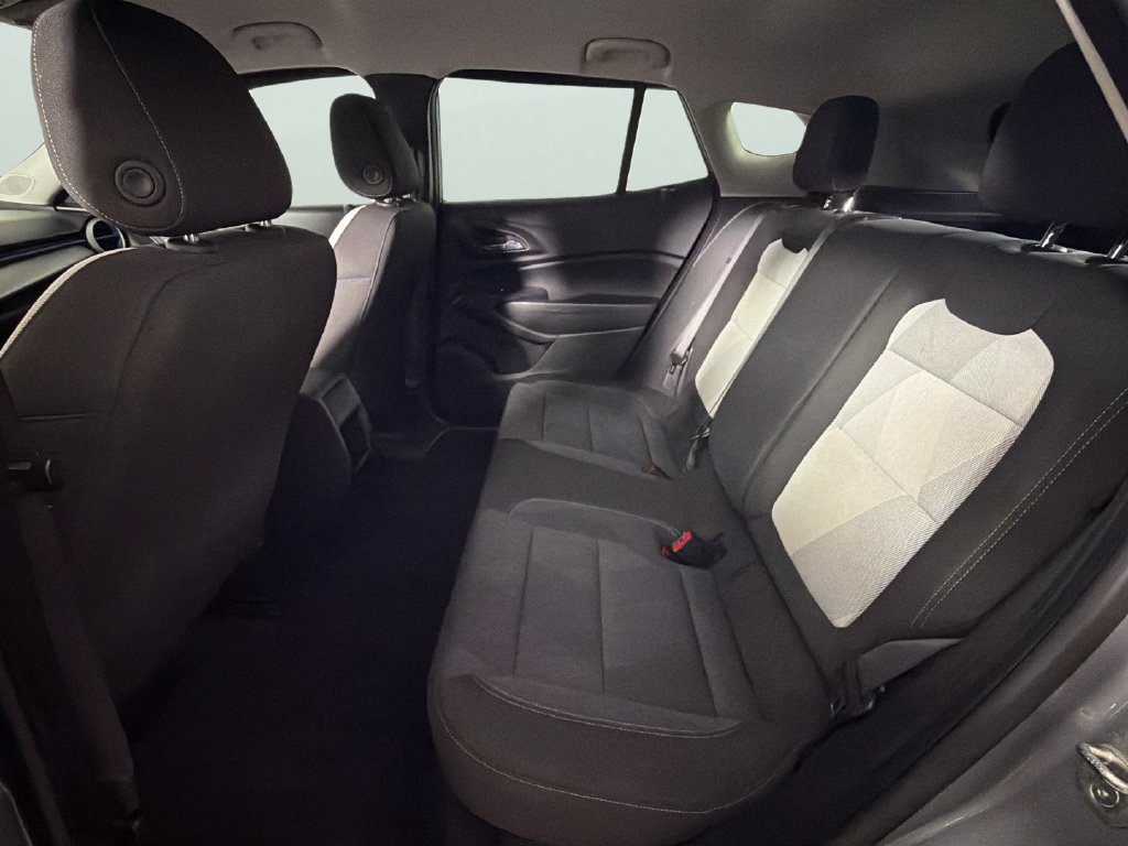 Certified 2024 Chevrolet Trax LS w/ LS Convenience Package FWD image 26