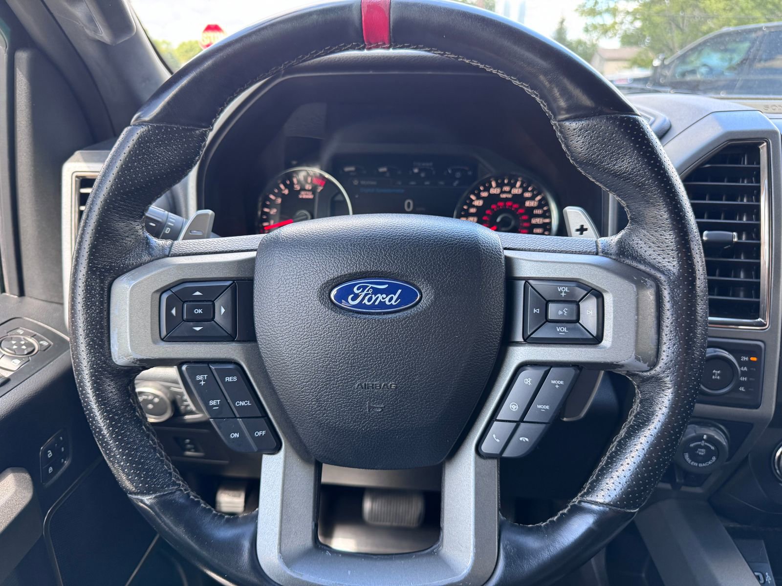 Used 2017 Ford F150 Raptor w/ Equipment Group 802A Luxury image 14