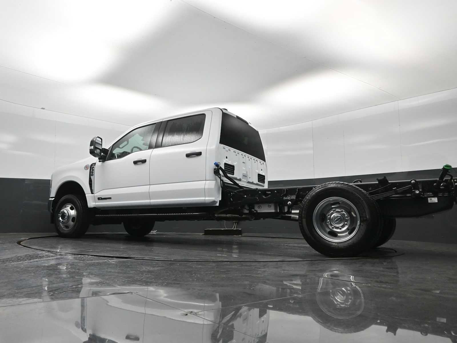 New 2026 Ford F350 XLT AWD/4WD image 30