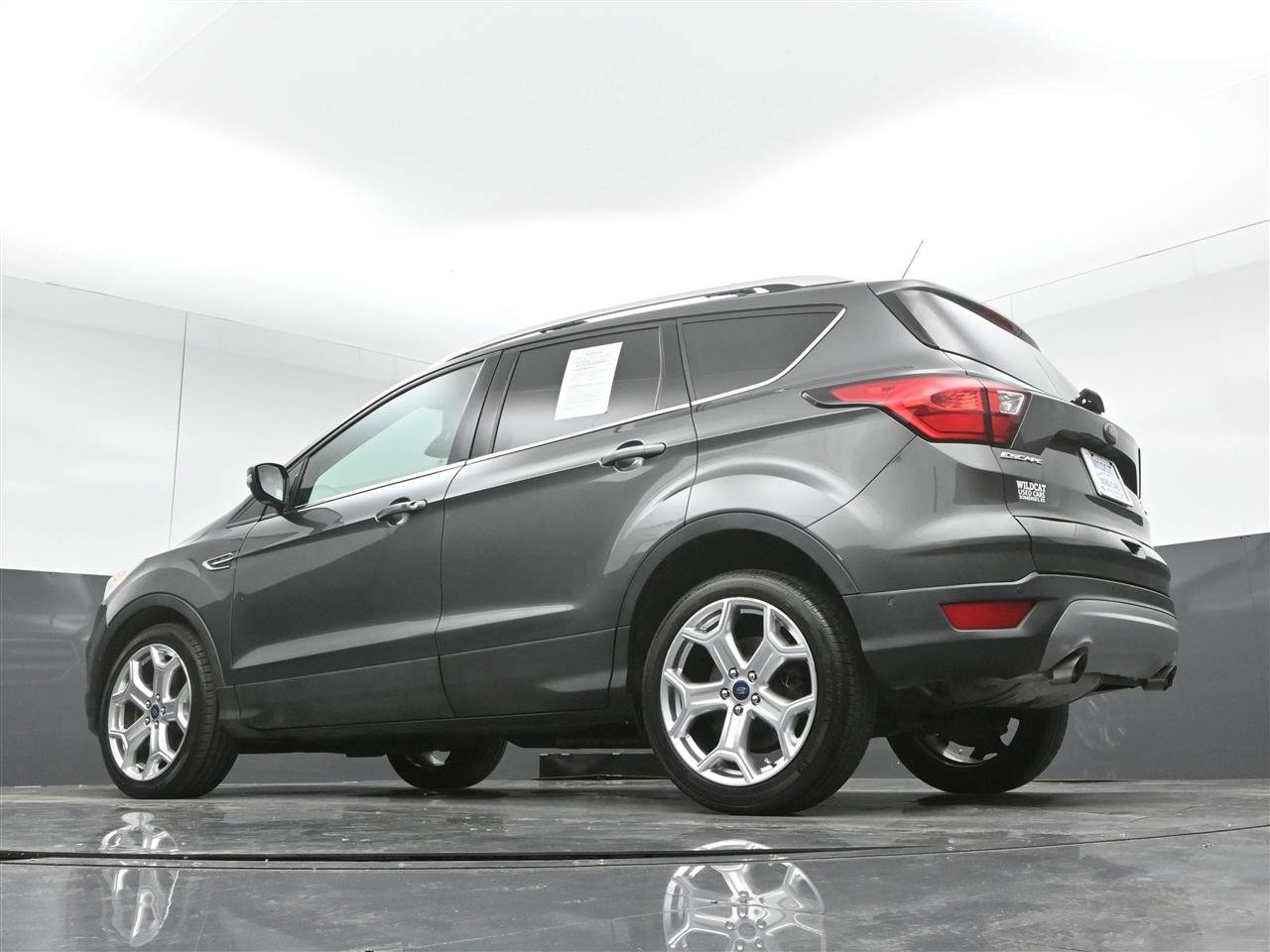 Used 2019 Ford Escape Titanium FWD image 35