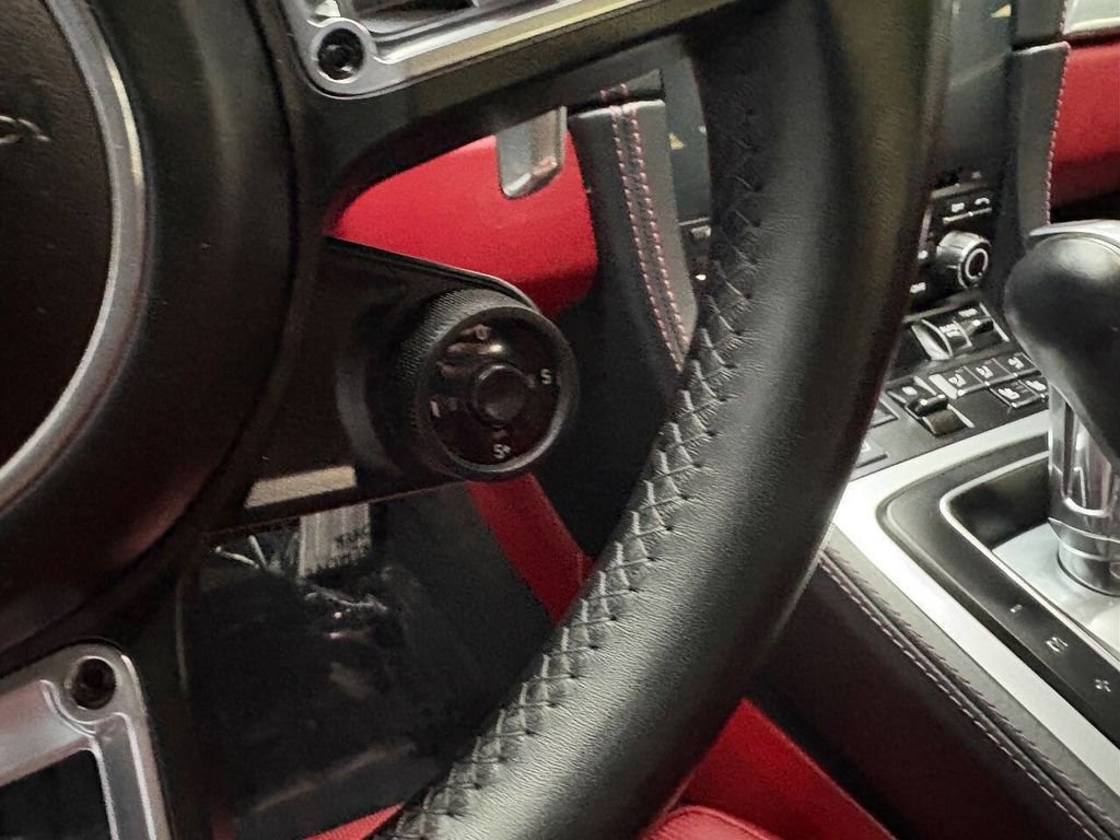 Used 2018 Porsche 718 Cayman GTS image 32