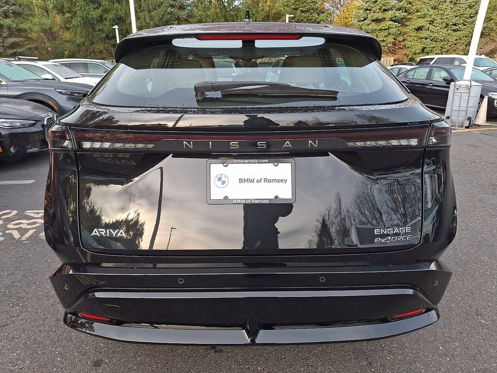Used 2024 Nissan Ariya AWD image 6