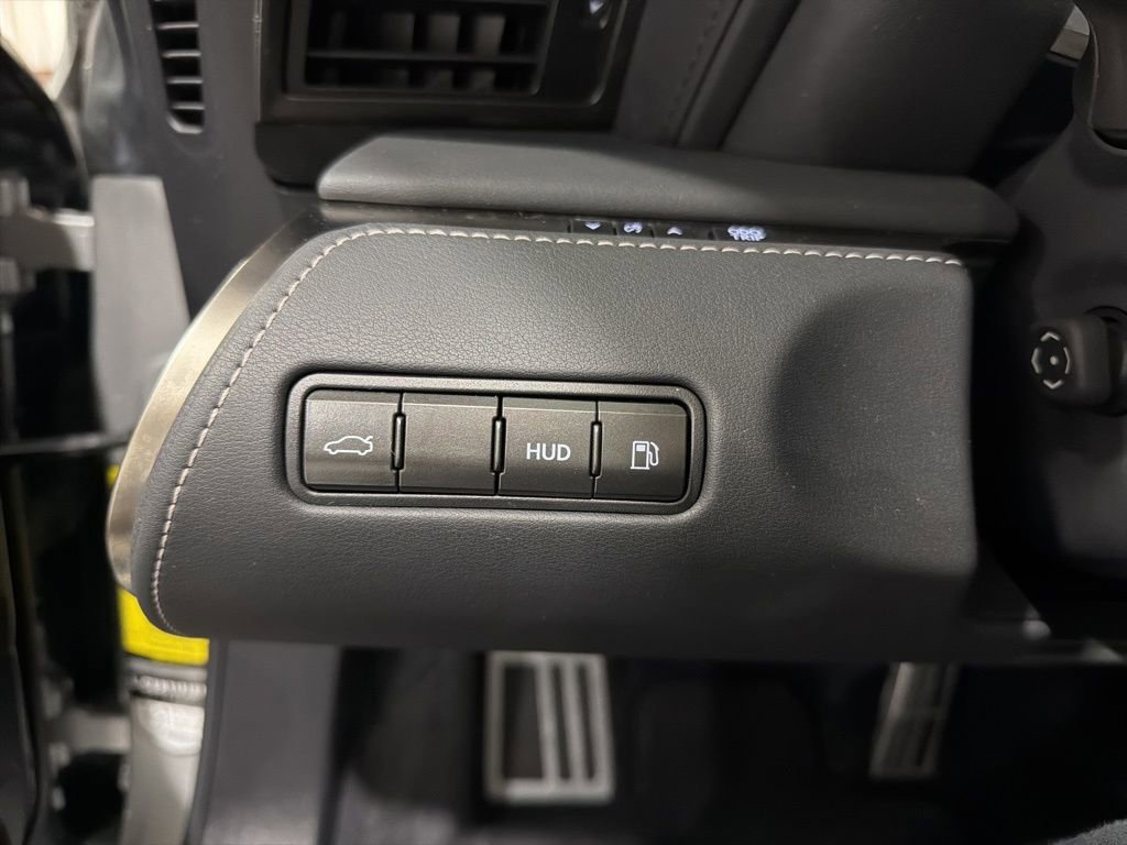 Used 2021 Lexus LC 500 Convertible image 25