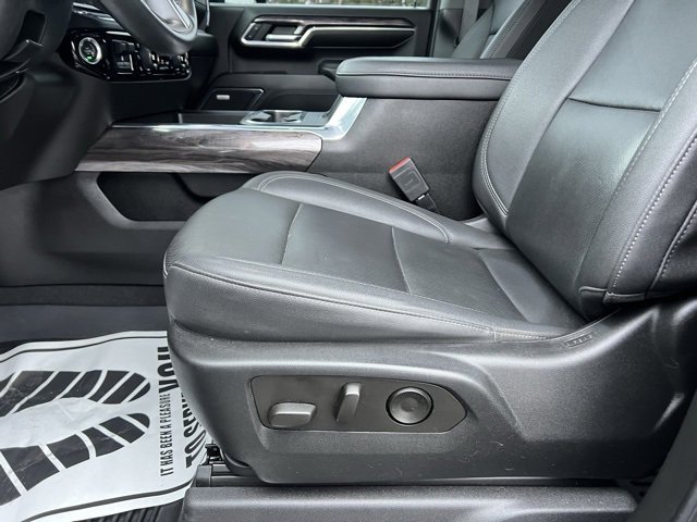 Used 2024 Chevrolet Silverado 2500 LTZ w/ LTZ Convenience Package image 29