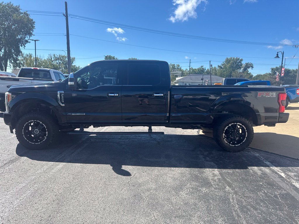 Used 2017 Ford F350 Platinum w/ Platinum Ultimate Package AWD/4WD image 7
