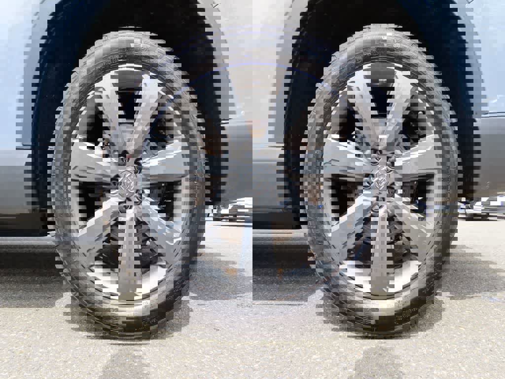 Certified 2025 Honda Pilot Sport image 10