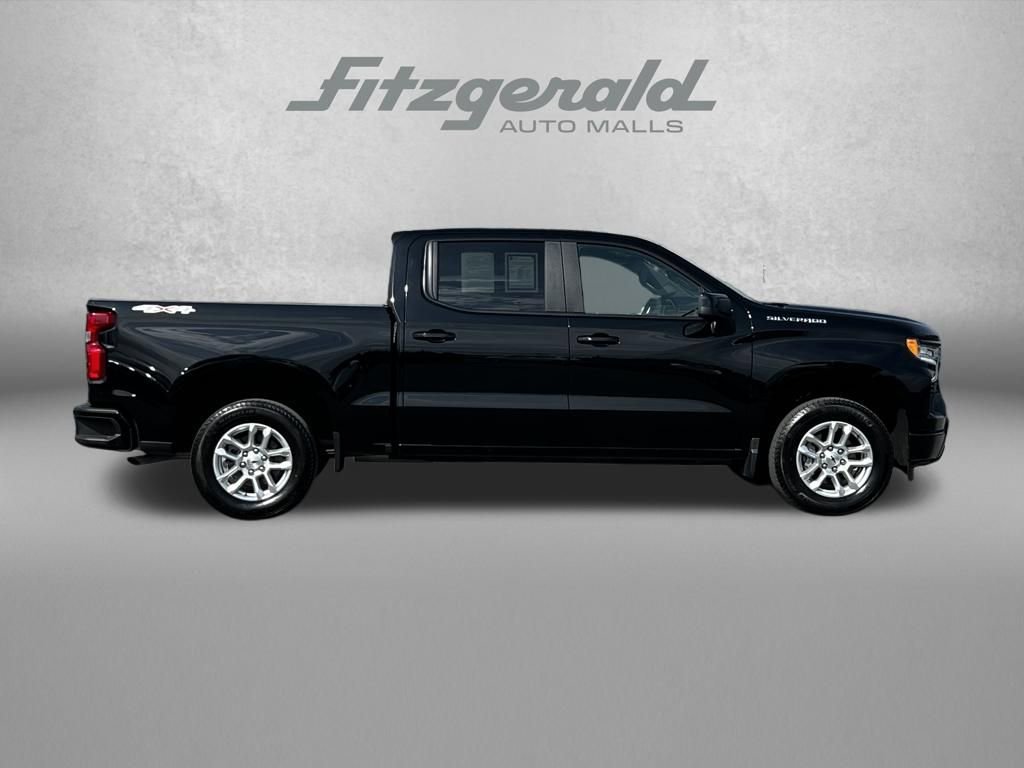 Used 2026 Chevrolet Silverado 1500 RST AWD/4WD image 3