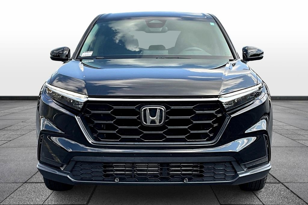 Used 2023 Honda CR-V LX image 2