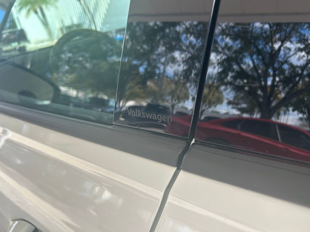 Used 2025 Volkswagen Tiguan S image 28