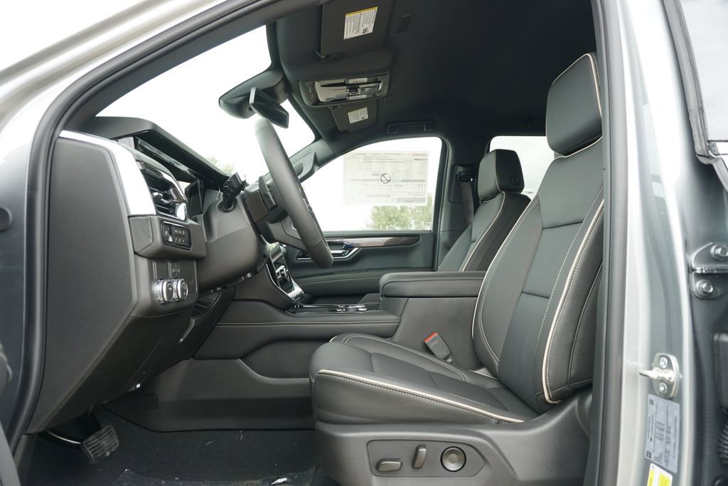 New 2026 GMC Yukon Elevation image 16