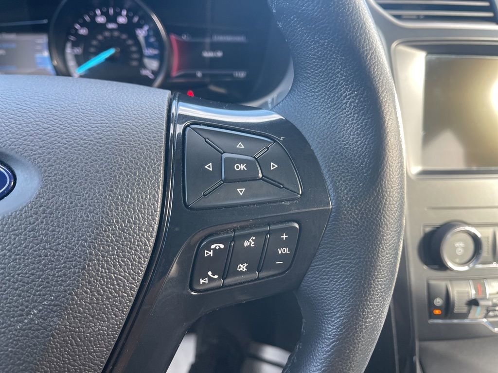 Used 2018 Ford Explorer XLT w/ Equipment Group 201A image 23