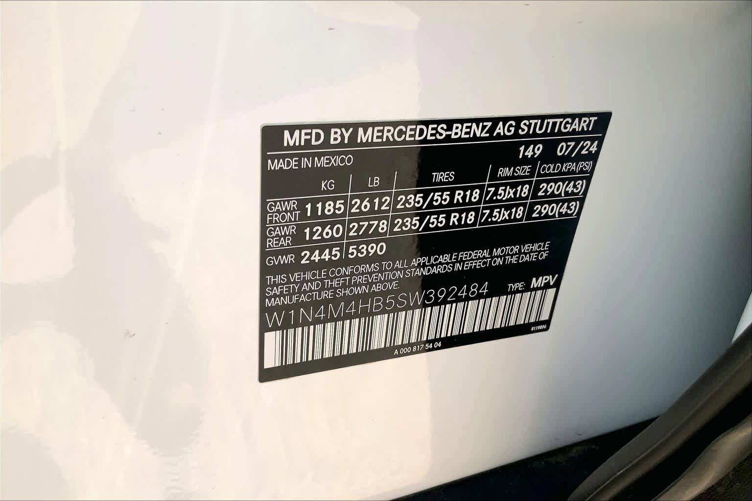 Used 2025 Mercedes-Benz GLB 250 4MATIC image 31
