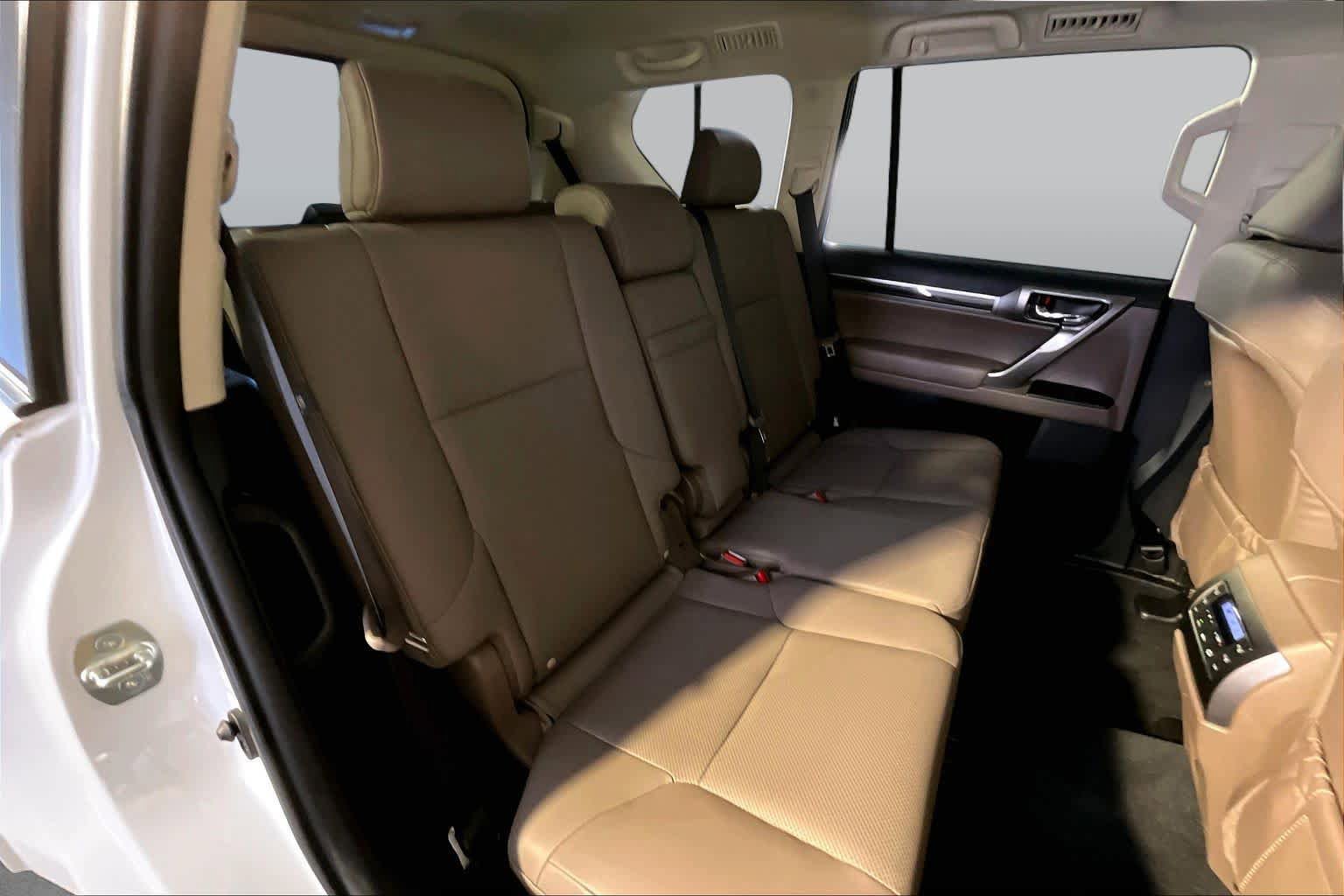 Used 2023 Lexus GX 460 Premium w/ Premium Package AWD/4WD image 20