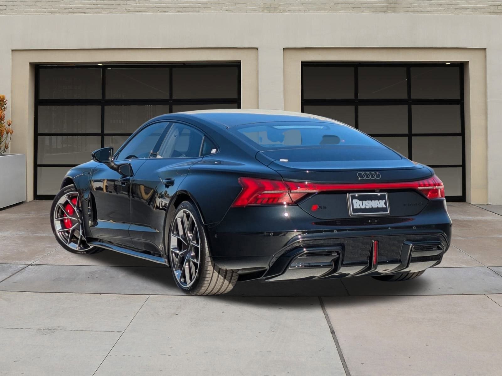 New 2026 Audi RS e-tron GT performance image 3