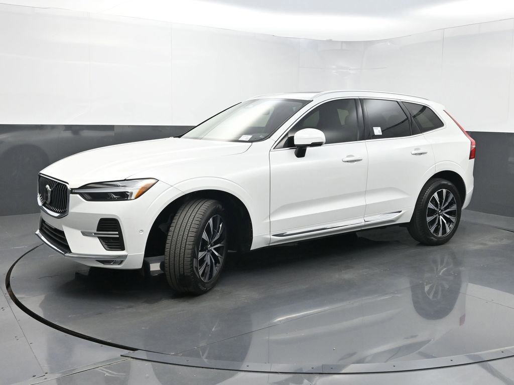 Used 2023 Volvo XC60 B5 Plus w/ Protection Package Premier image 19