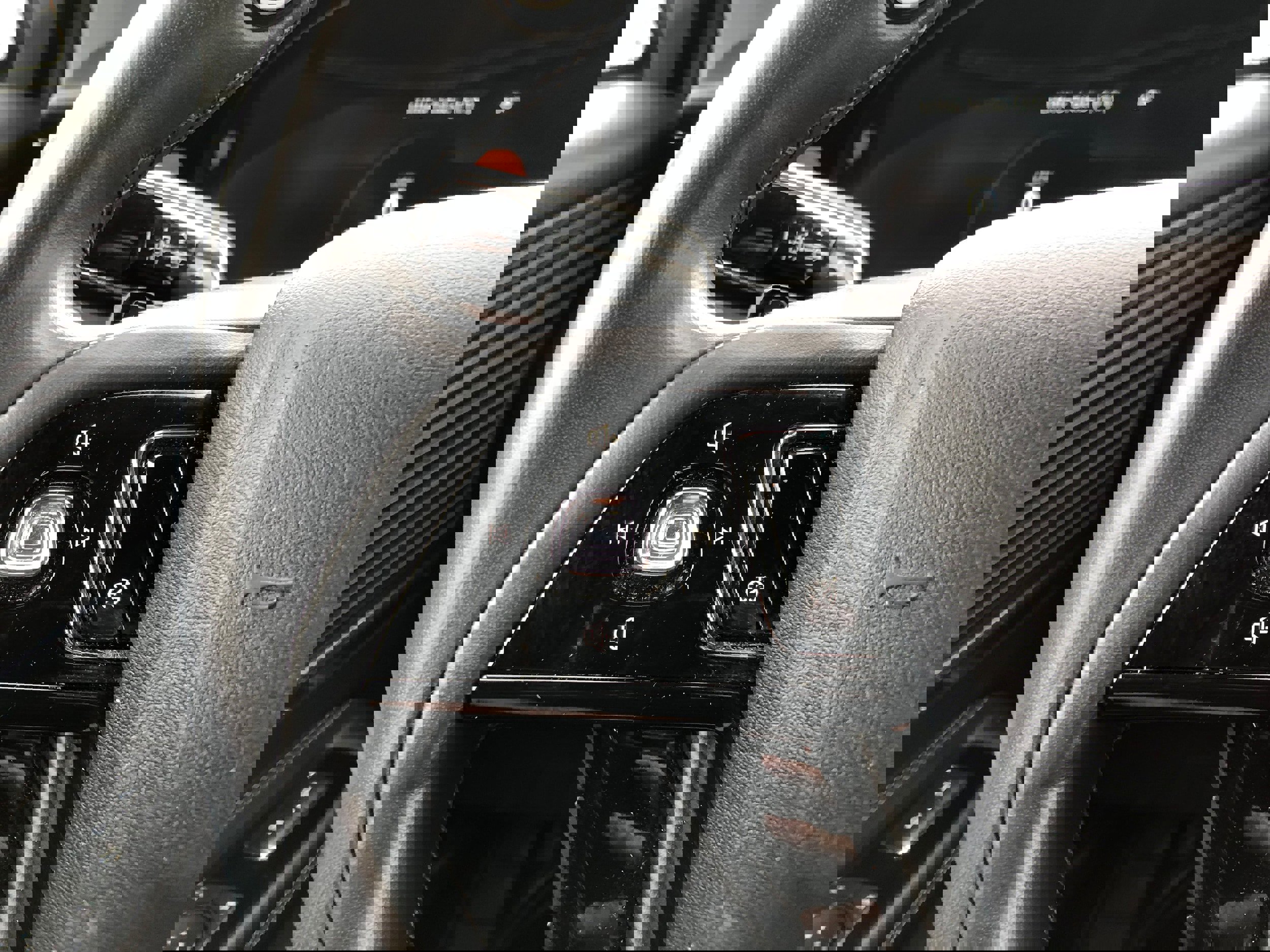 Used 2022 Lincoln Corsair Reserve w/ Elements Package image 16