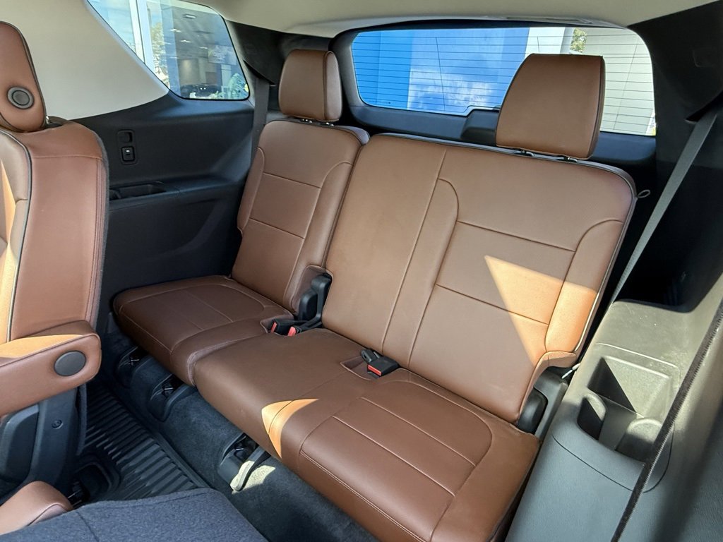 Certified 2018 Chevrolet Traverse High Country image 29
