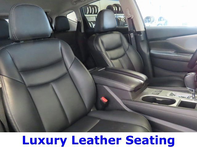 Used 2023 Nissan Murano SV image 6