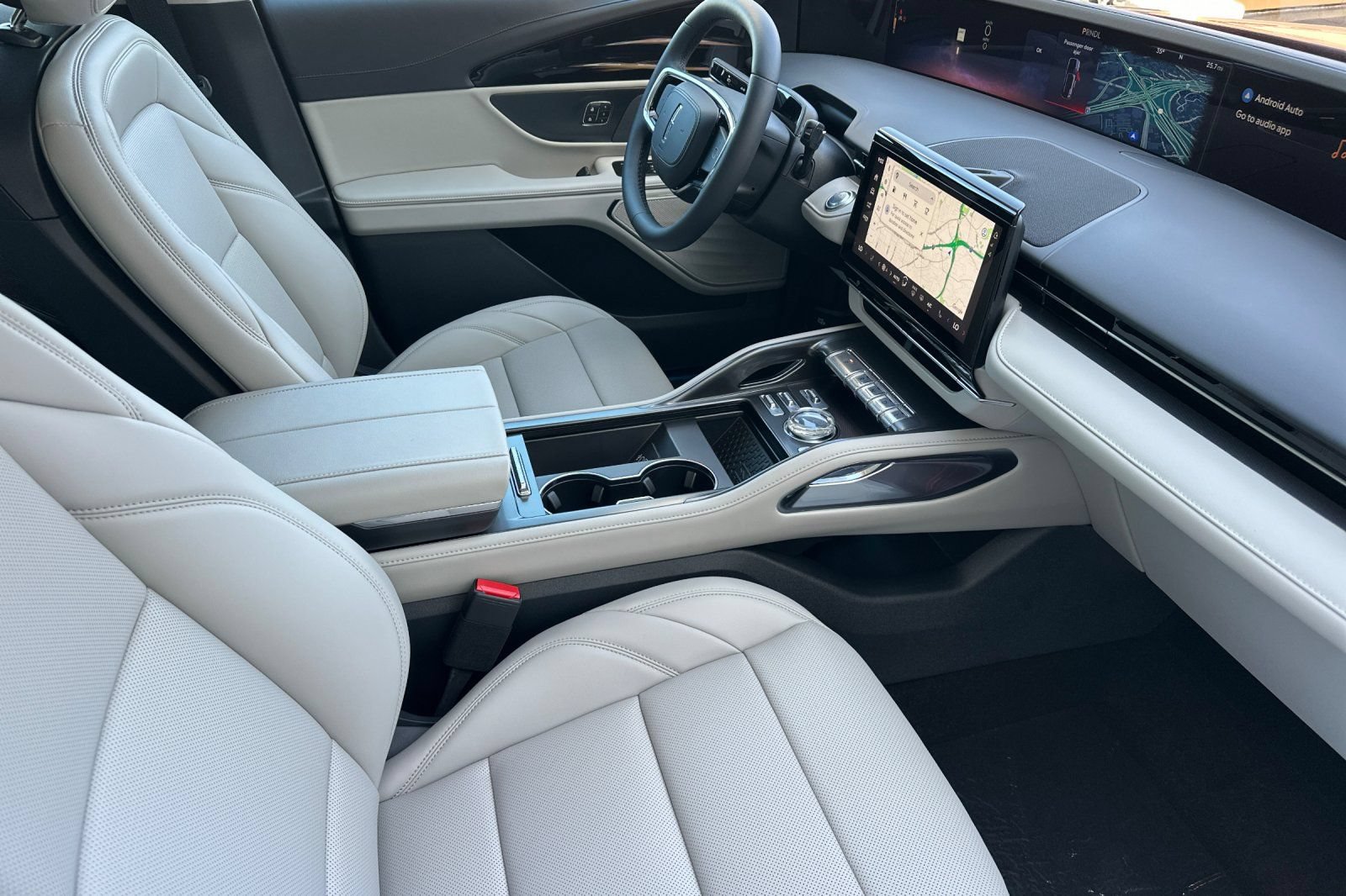 New 2026 Lincoln Nautilus Premier AWD/4WD image 15