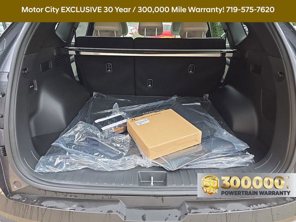 New 2025 Hyundai Tucson Limited image 15